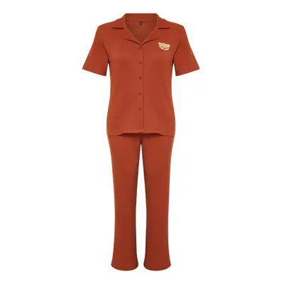 Trendyol Curve Cinnamon Embroidered Shirt Collar Knitted Pajamas Set