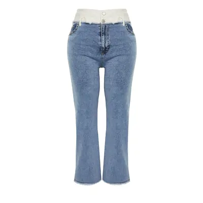 Trendyol Curve Light Blue Waist Belt Detailed Straight Fit Jeans