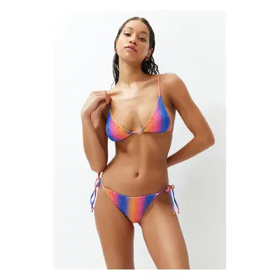 Trendyol Gradient Vzorovaný Trojúhelníkový Brazilský Bikini Set