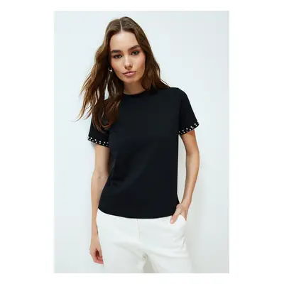 Trendyol Black Stone Accessory Detailed Regular Pattern Knitted T-Shirt