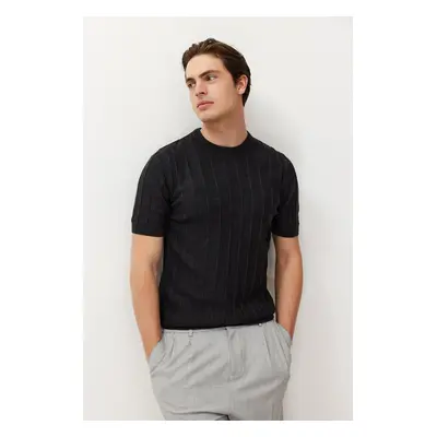 Trendyol Anthracite Slim-Narrow Fit Cotton Crew Neck Basic Knitwear T-shirt