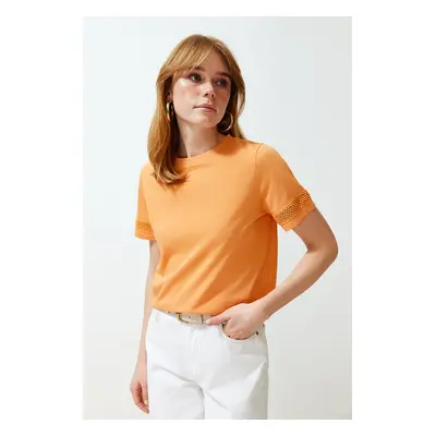 Trendyol Orange Accessory Detail Basic/Regular Fit Knitted T-Shirt