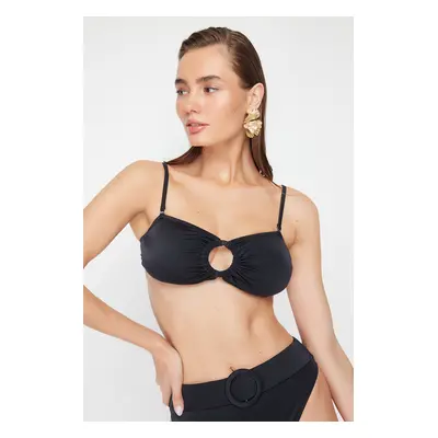 Trendyol Black Strapless Accessory Bikini Top