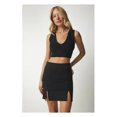 Happiness İstanbul Women's Black Double Slit Mini Knitted Skirt