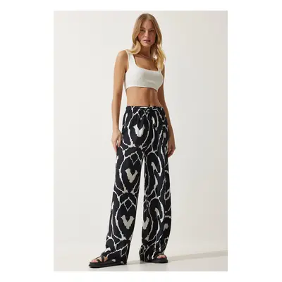 Happiness İstanbul Women's Vivid Black and White Patterned Flowy Viscose Palazzo Trousers