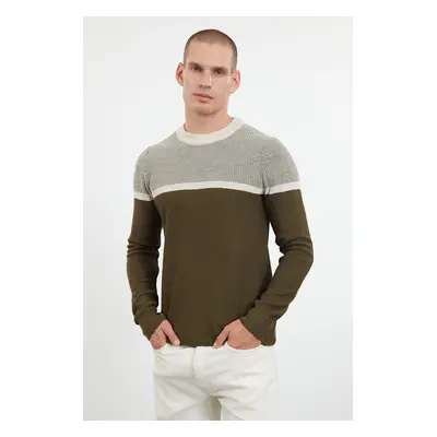 Trendyol Khaki Slim Fit Crew Neck Color Block Knitwear Sweater