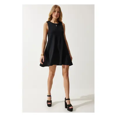 Happiness İstanbul Women's Black Crew Neck Summer Woven Bell Dress