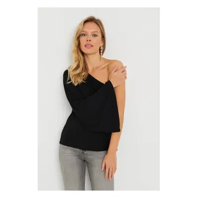 Cool & Sexy Women's One-Shoulder Spanish Sleeve Blouse Black