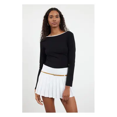 Trendyol Black Color Blocked Backless Fitted Knitted Blouse