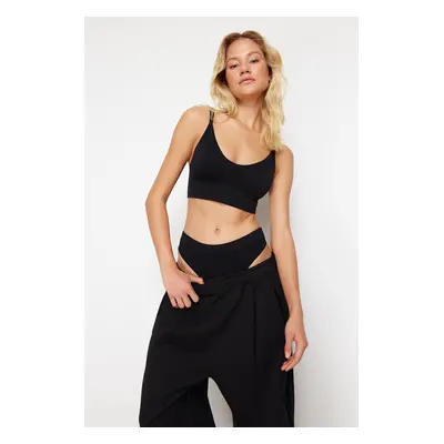 Trendyol Black Seamless Strapless Non-wired Cupped Bralette Knit Bra