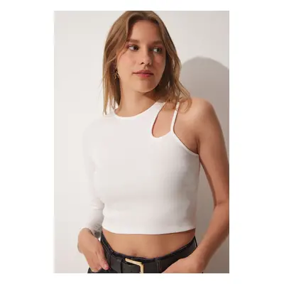 Happiness İstanbul Women's White Cut Out Detailed Crop Knitted Blouse