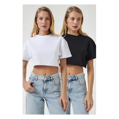 Happiness İstanbul Women's Black and White Crew Neck Basic 2-Pack Crop Knitted T-Shirt