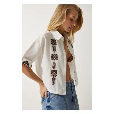 Happiness İstanbul Women's Ecru Embroidered Short Linen Shirt RG0009