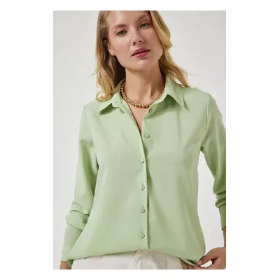 Happiness İstanbul Women's Light Green Soft Textured Basic Shirt