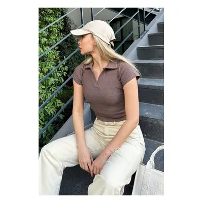 Trend Alaçatı Stili Women's Light Brown Polo Neck Basic Crop Blouse