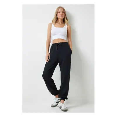 Happiness İstanbul Women's Black Soft Textured Jogging Sweatpants