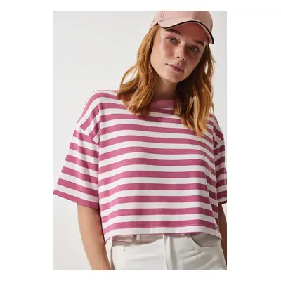 Happiness İstanbul Women's Pale Pink Crew Neck Striped Crop Knitted T-Shirt