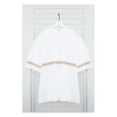 Trendyol Plus Size White Oversize/Wide Cut 100% Cotton Ethnic Embroidered Comfortable T-Shirt