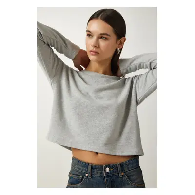 Happiness İstanbul Women's Gray Soft Textured Crop Knitted Blouse