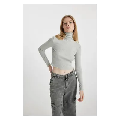 DEFACTO Cool Fitted Turtleneck Ribbed Camisole Basic Long Sleeve T-Shirt