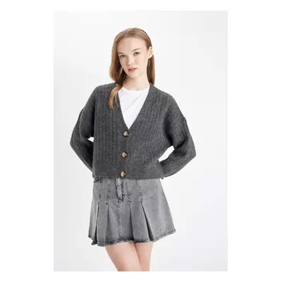 DEFACTO Regular Fit V Neck Basic Plain Buttoned Knitwear Cardigan