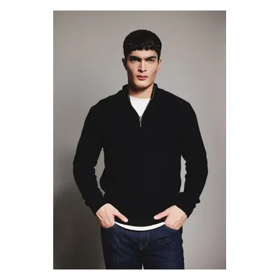 DEFACTO Black Standard Fit Regular Cut Stand Collar Half Zipper Knitwear Sweater