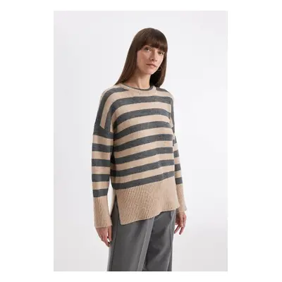 DEFACTO Oversize Wide Pattern Crew Neck Side Slit Striped Knitwear Sweater