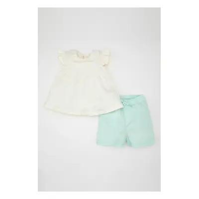 DEFACTO Baby Girl 2-Piece Set Short Sleeve Ruffle Detailed Blouse Shorts