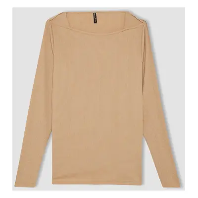 DEFACTO Regular Fit Boat Neck Crepe Long Sleeve T-Shirt