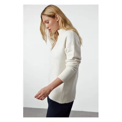 Trendyol Ecru Wool Basic Knitted Sweater