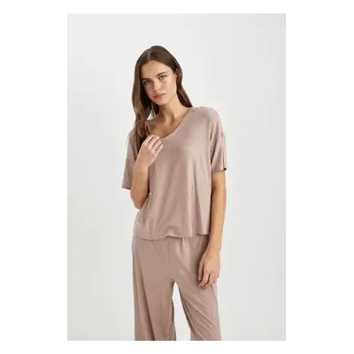 DEFACTO Fall In Love Regular Fit V-Neck Casual Short Sleeve Pajama Top