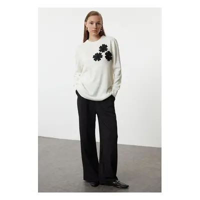 Trendyol Stone Large Flower Detailed Knitwear Sweater