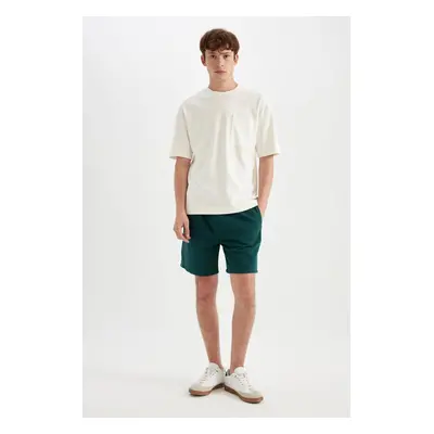 DEFACTO Regular Fit Straight Leg Pocket Basic Plain Shorts