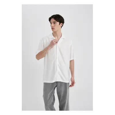 DEFACTO Regular Fit Open Collar Viscose Short Sleeve Shirt