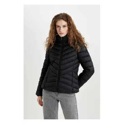 DEFACTO Water Repellent Regular Fit Windproof Hooded Quilted Puffer Jacket