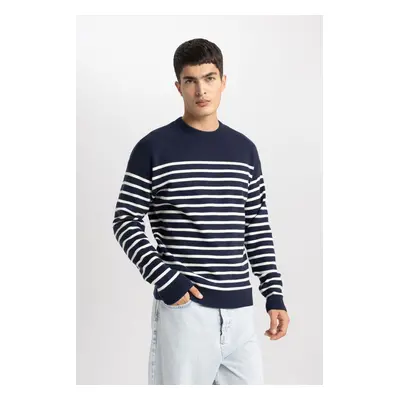 DEFACTO Relax Fit Striped Crew Neck Knitwear Sweater