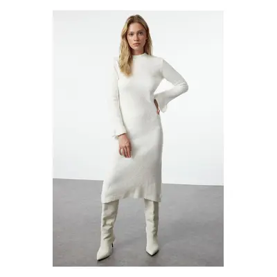 Trendyol Ecru Midi Knitwear Boucle Dress