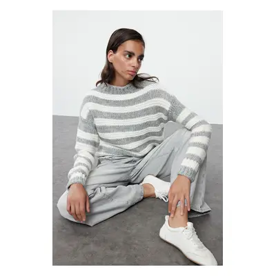 Trendyol Gray Color Blocked Crew Neck Knitwear Sweater