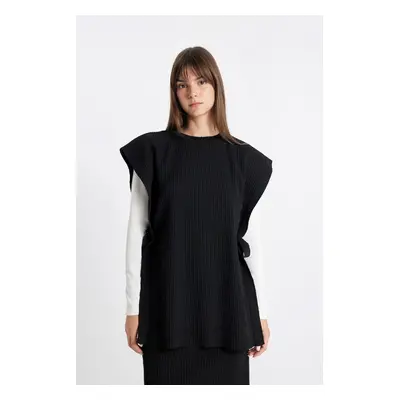 DEFACTO Regular Fit Crew Neck Basic Plain Side Tie Knit Sweater