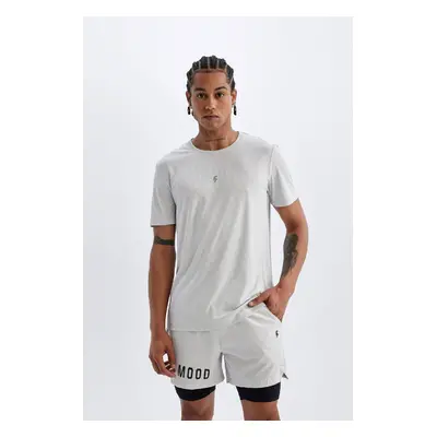 DEFACTO Fit White Slim Fit Slim Cut Crew Neck Printed Sports Short Sleeve Basic T-Shirt