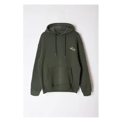 Trendyol Khaki Oversize/Wide Cut Embroidered Fleece Inside Hooded Sweatshirt