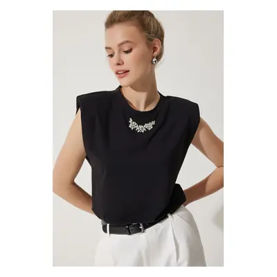 Happiness İstanbul Women's Black Collar Shiny Jewelled Padded Cotton Knitted T-Shirt