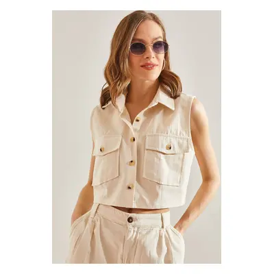 Bianco Lucci Women's Double Pocket Buttoned Crop Vest