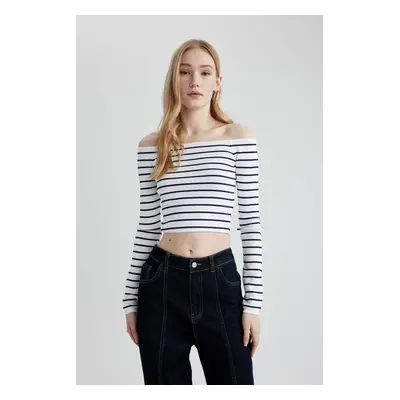 DEFACTO Slim Fit Crop Striped Open Shoulder Knitwear Sweater