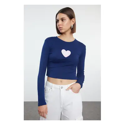 Trendyol Navy Blue Slogan Printed Crop/Short Fitted/Closed Knitted Blouse