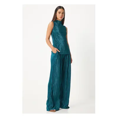 Happiness İstanbul Women's Dark Green Pleated Sleeveless Knitted Blouse Palazzo Pants Set