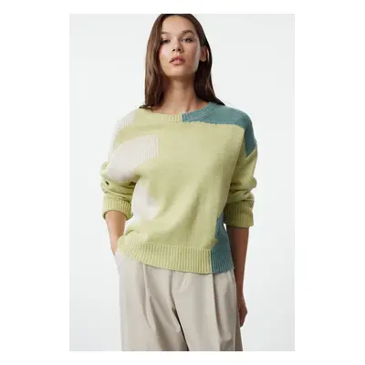 Trendyol Green Soft Textured Color Blocked Knitwear Sweater