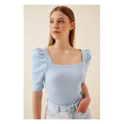 Happiness İstanbul Women's Sky Blue Square Neck Ribbed Crop Blouse