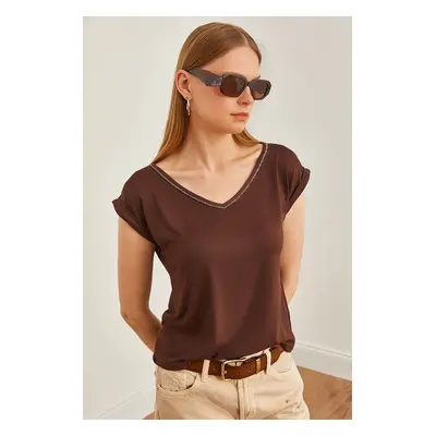 Olalook Women's Bitter Brown Silver Stitching Detailed V-Neck Knitted Viscose Blouse