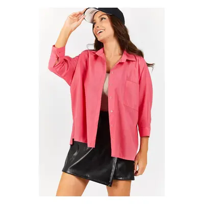 armonika Women's Fuchsia Pocket Loose Linen Shirt